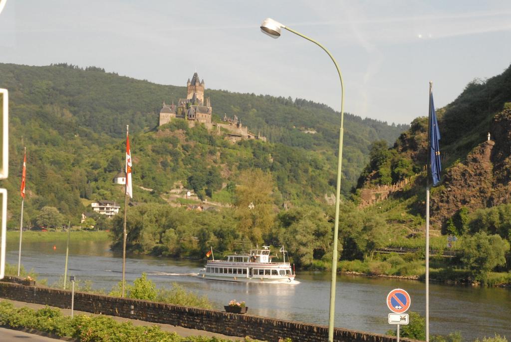 Stumbergers Hotel Cochem Exterior foto
